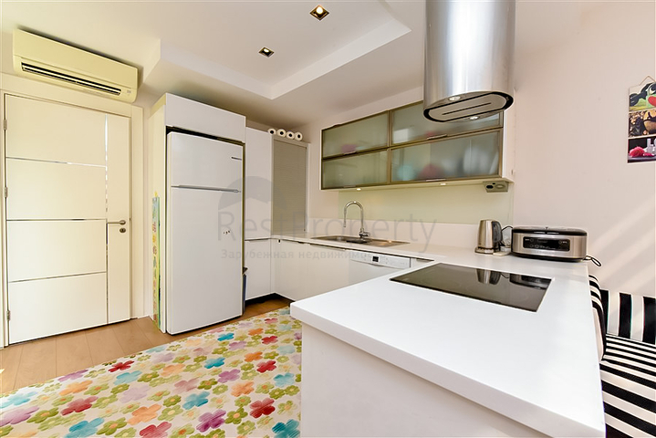 Просторная квартира в районе Оба