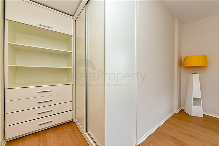 Просторная квартира в районе Оба