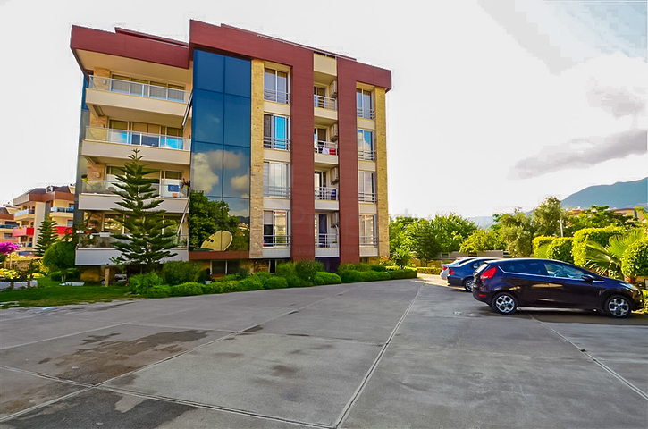 Просторная квартира в районе Оба