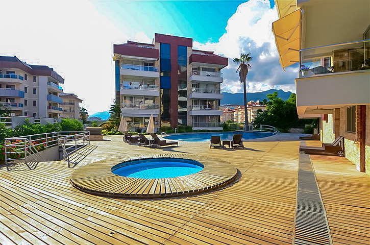 Просторная квартира в районе Оба