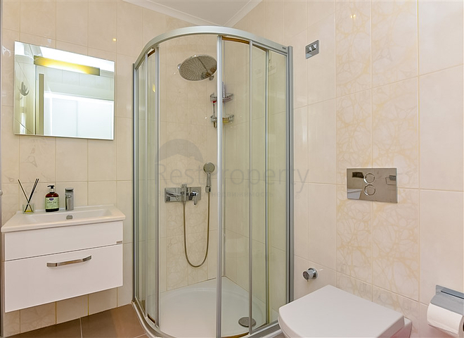 Просторная квартира в районе Оба