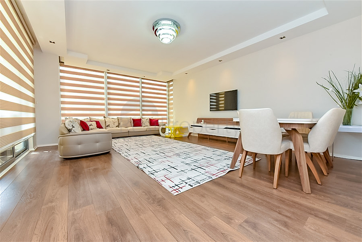 Просторная квартира в районе Оба