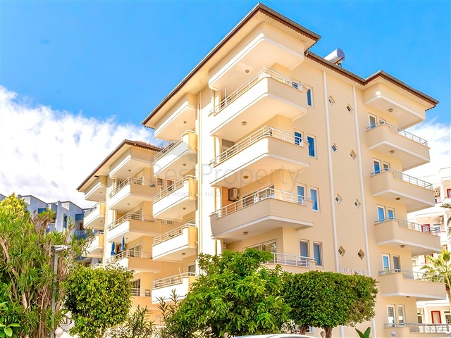 Квартира 1+1 в 100 метрах от моря в Оба Квартира 1+1 в 100 метрах от моря в Оба