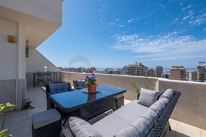 Пентхаус 3+1  в районе Махмутлар