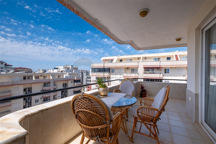 Пентхаус 3+1  в районе Махмутлар