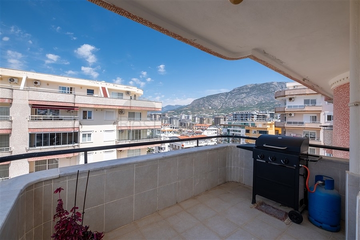 Пентхаус 3+1  в районе Махмутлар