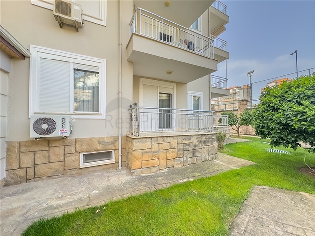 Квартира с просторной планировкой 1+1 в районе Джикджили. 