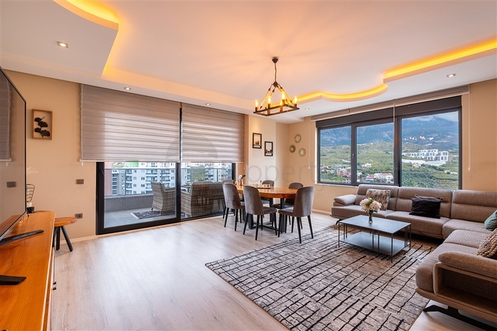 Просторная квартира 4+1 с мебелью: ваш уютный дом в Махмутларе