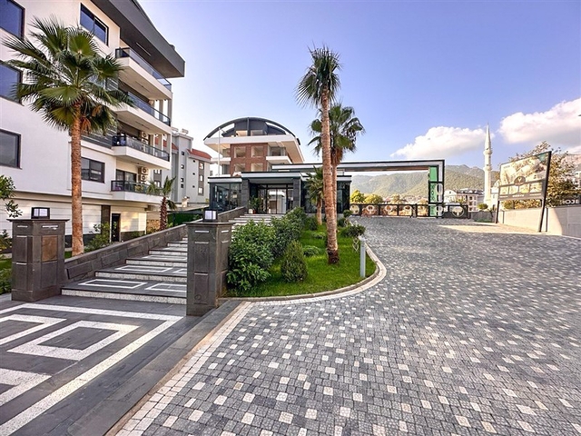 Квартира планировки 2+1 в районе Оба