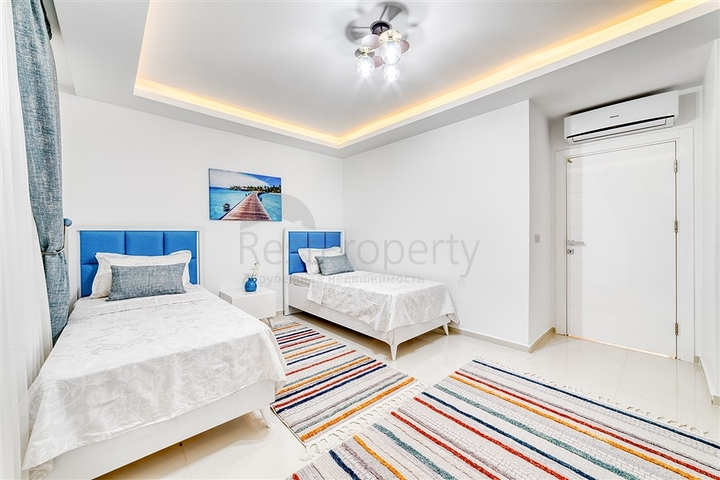 Вилла 8+2 в районе Каргыджак 