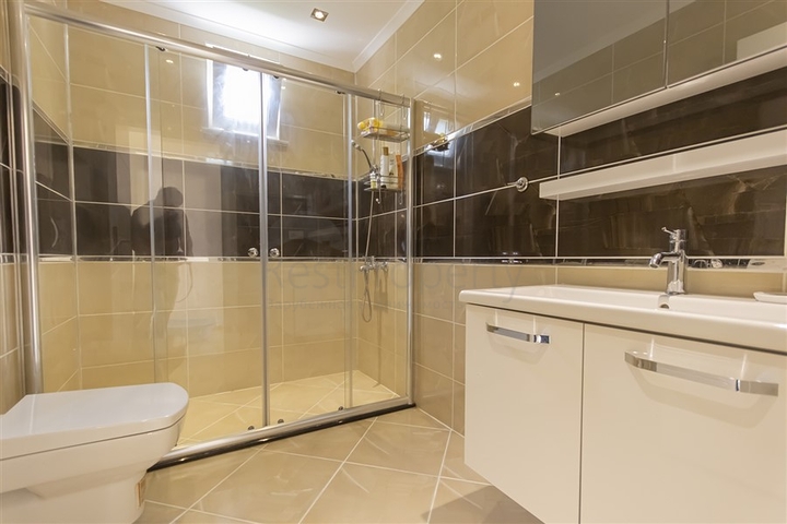 Вилла 8+2 в районе Каргыджак 