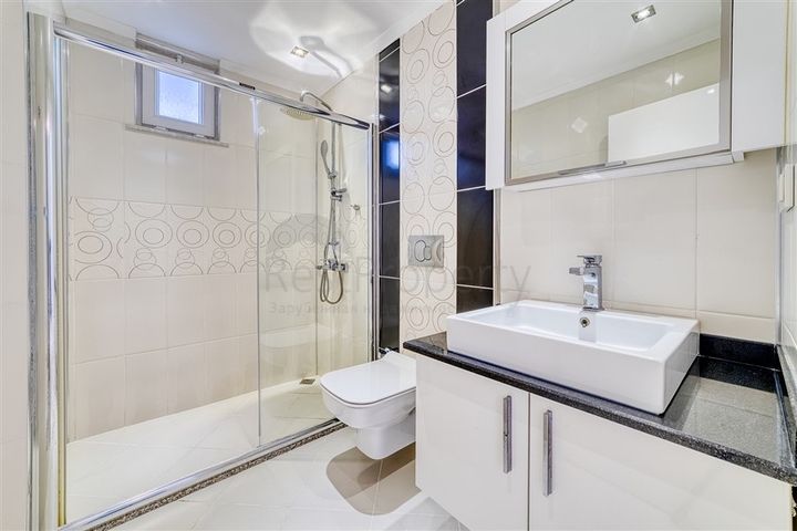 Вилла 8+2 в районе Каргыджак 