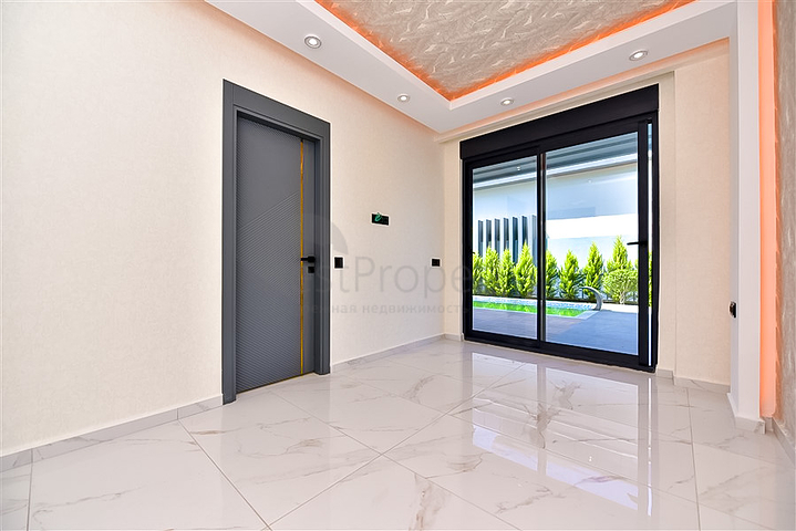 Великолепная вилла в районе Каргыджак 