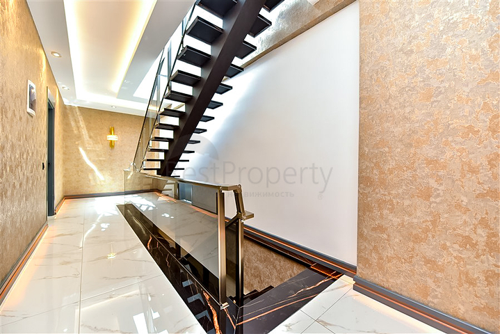 Великолепная вилла в районе Каргыджак 