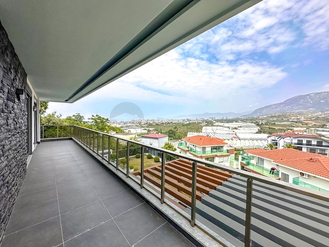 Великолепная вилла в районе Каргыджак 