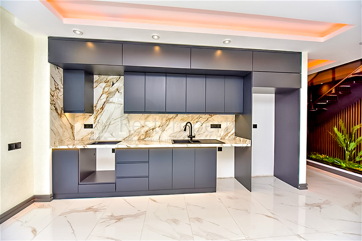 Великолепная вилла в районе Каргыджак 