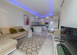 Уютная 1+1 с собственной терассой в районе Оба