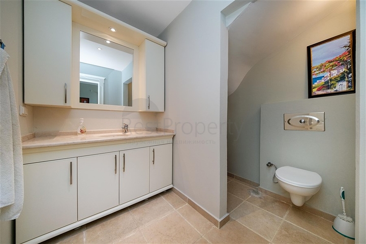 Вилла с панорамными видами на море и горы