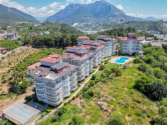 Просторный пентхаус в районе Оба