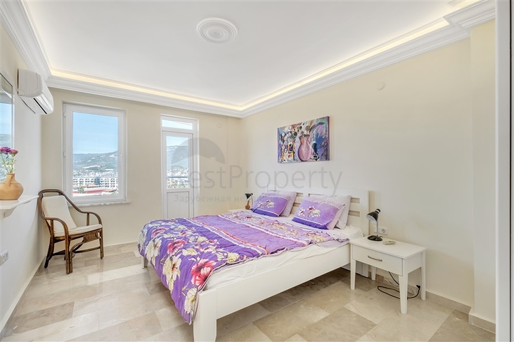 Просторный пентхаус в районе Оба