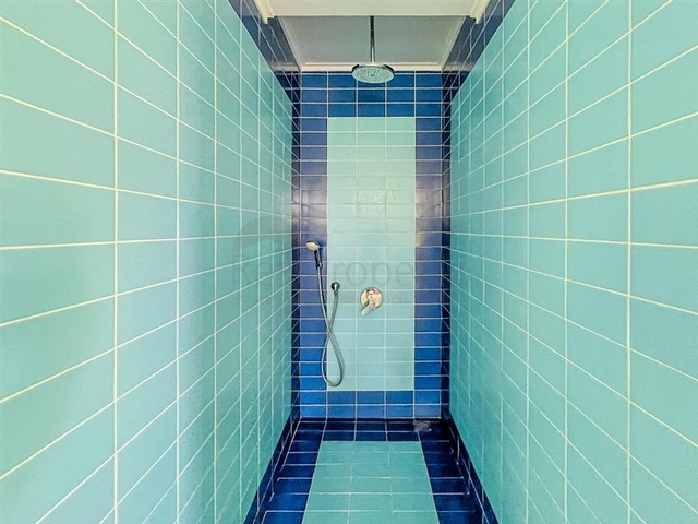 Продается уютная квартира в жилом комплексе на берегу моря в Махмутларе