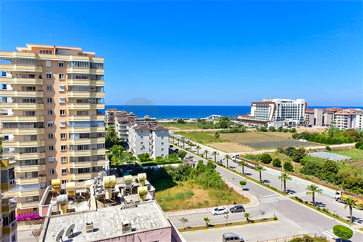 Уютная трехкомнатная квартира с захватывающим видом на море