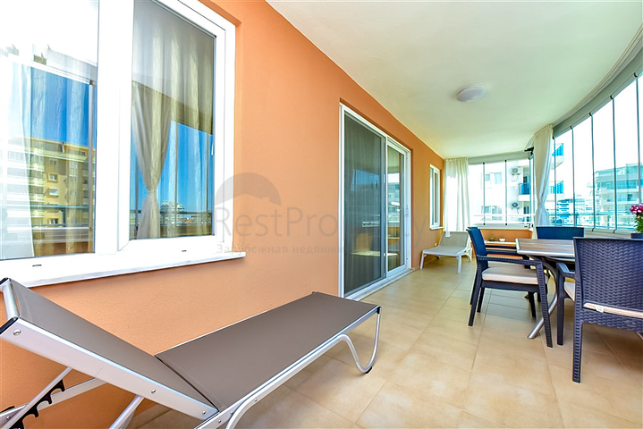 Уютная трехкомнатная квартира с захватывающим видом на море