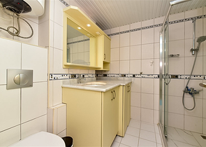 Уютная трехкомнатная квартира с захватывающим видом на море