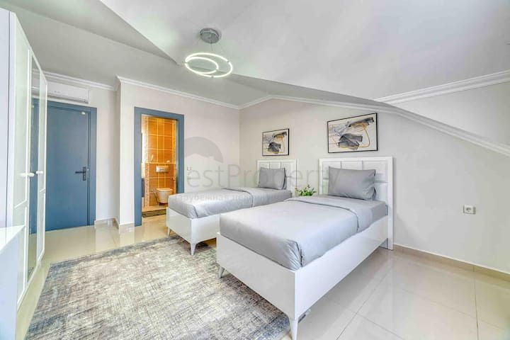 Пентхаус 3+1 в сердце Алании в районе Клеопатра