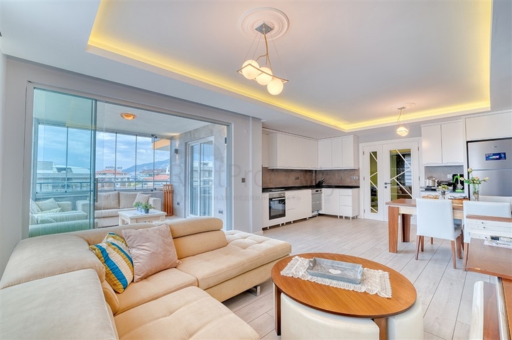 Просторная квартира 4+1 с мебелью и техникой в престижном районе Оба