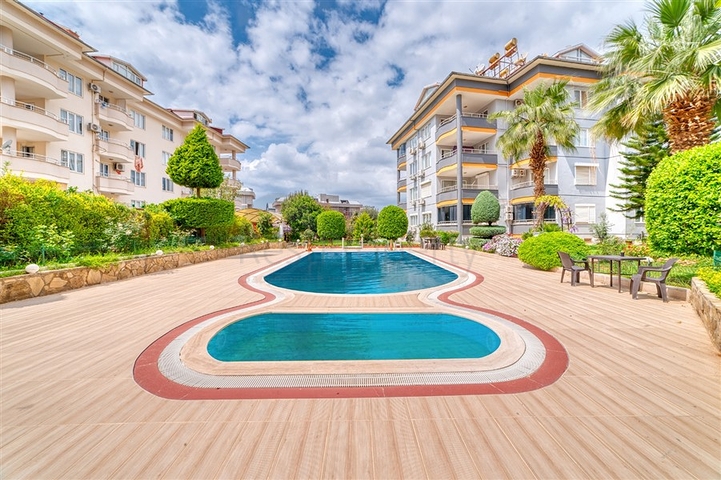 Просторная квартира 4+1 с мебелью и техникой в престижном районе Оба