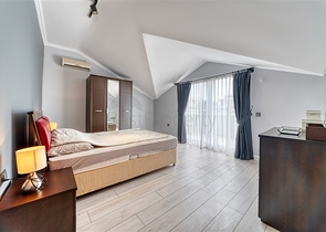 Просторная квартира 4+1 с мебелью и техникой в престижном районе Оба