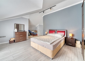 Просторная квартира 4+1 с мебелью и техникой в престижном районе Оба