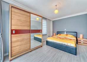 Просторная квартира 4+1 с мебелью и техникой в престижном районе Оба