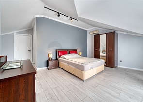 Просторная квартира 4+1 с мебелью и техникой в престижном районе Оба