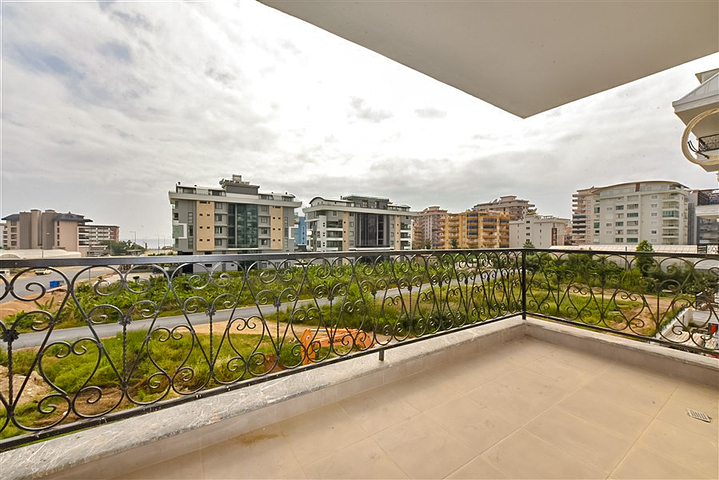 Квартира 1+1 в шаговой доступности от Средиземного моря