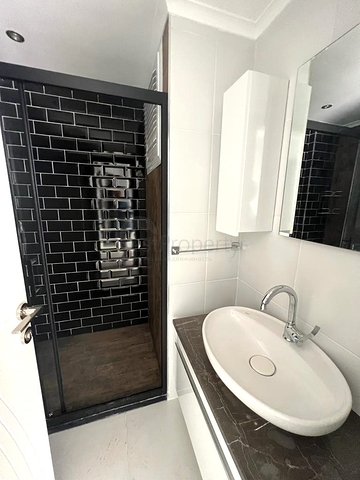 Двухкомнатная квартира в новом жилом комплексе в Махмутларе