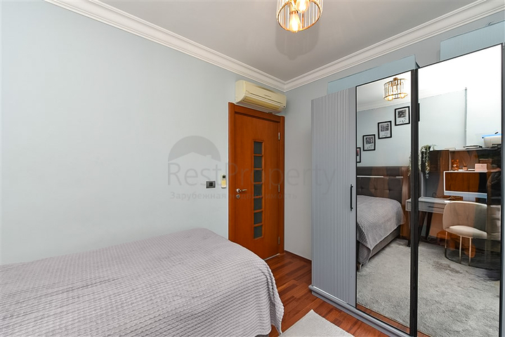 Трехкомнатная квартира на первой береговой линии под ВНЖ