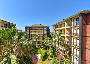 Трехкомнатная квартира на первой береговой линии под ВНЖ