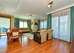 Трехкомнатная квартира на первой береговой линии под ВНЖ