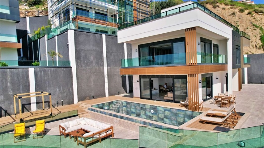 Роскошная вилла 5+1 с захватывающим видом