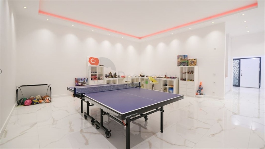 Роскошная вилла 5+1 с захватывающим видом