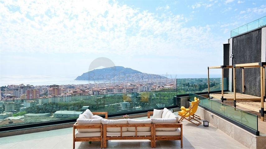 Роскошная вилла 5+1 с захватывающим видом