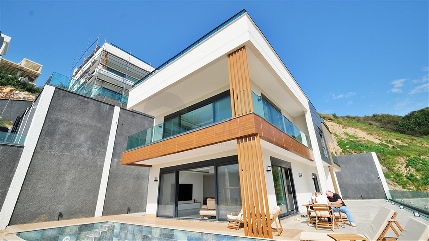 Роскошная вилла 5+1 с захватывающим видом