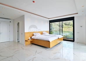 Роскошная вилла 5+1 с захватывающим видом