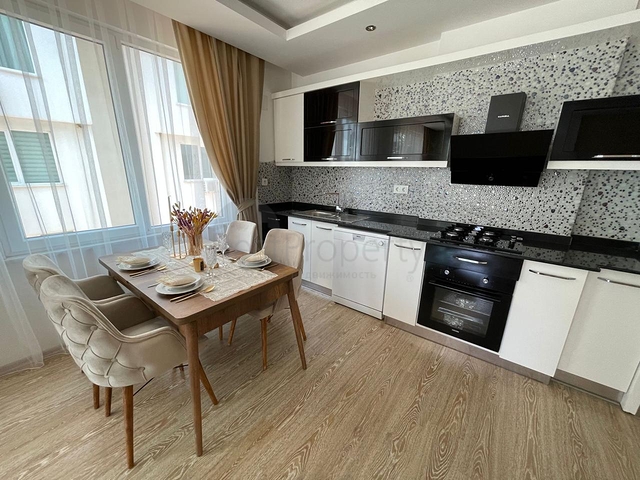 Трехкомнатная квартира в 250 м от моря в районе Кестель