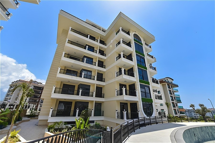 Светлая и просторная квартира в современном жилом комплексе в районе Оба