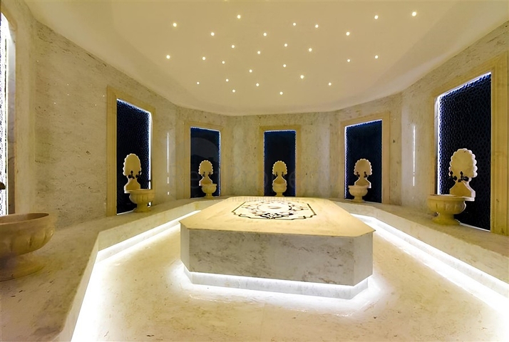 Светлая и просторная квартира в современном жилом комплексе в районе Оба