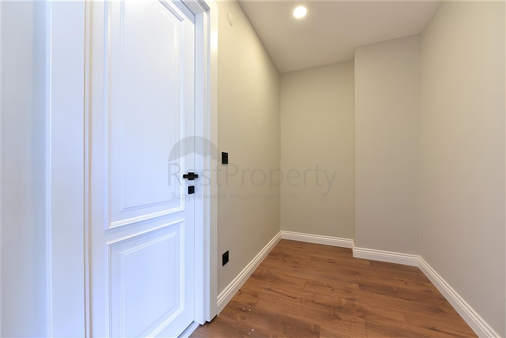 Светлая и просторная квартира в современном жилом комплексе в районе Оба