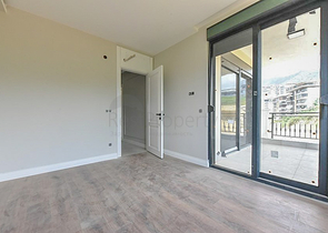 Просторная квартира 4+1 в отличной локации в Оба